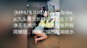 〖奇葩〗两个极品小骚货灌醉一个小帅哥 口爆JB裹硬女上位骑乘无套强上小哥 被玩醒了奋起反扑小骚货就操