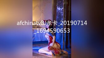 【新片速遞】 医院女厕蹲守运动装麻花辫小美女❤️无毛馒头穴上两片薄唇肉真诱人[57M/MP4/00:23]