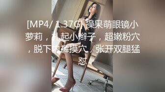 大奶寂寞熟女少婦居家偷情私會帥氣小鮮肉啪啪打炮 主動吃雞巴翹起肥臀頂操幹得高潮不斷 原版高清