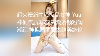 00后短发萝莉嫩妹被两大汉随意玩弄，边口边后入振动棒摩擦，骑乘假屌口交花样非常多，娇小身材上位扭动小腰