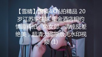 大奶少妇：我必须能晃，给你们表演一个哈哈哈给你幌迷糊她，来大姨妈啦，一老一少，极品晃奶子！