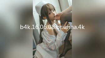 _推特60W粉丝网黄潮妹「kitty」露脸性爱私拍 被两个肉棒共同处理了一下，干完一个下一个看能撑多久