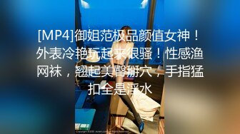 老百姓大众洗浴场女拍客暗藏摄像机TP女士换衣间内部春色年轻妹子居多青春期美少女一对奶子饱满圆润手感一定好极了2V1