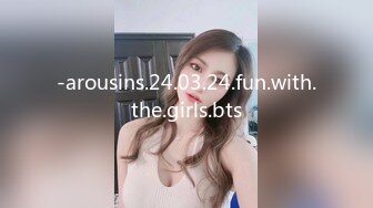 [MP4/ 1.67G] 轻熟女姐妹组合露脸激情4P伺候年轻小哥哥，让小哥吃奶子交大鸡巴，黑丝情趣互动抽插