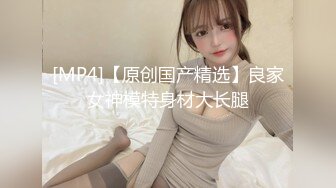 SP站【Keaibo】美女马路旁大秀~自慰起来刺激真骚很享受~还要随时注意超刺激【96V】 (1)